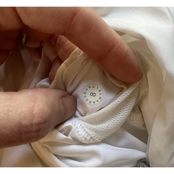 Lululemon Athletica White Full Zip Lightweight Jacket Womens 8 Thumbholes - Picture 14 of 15